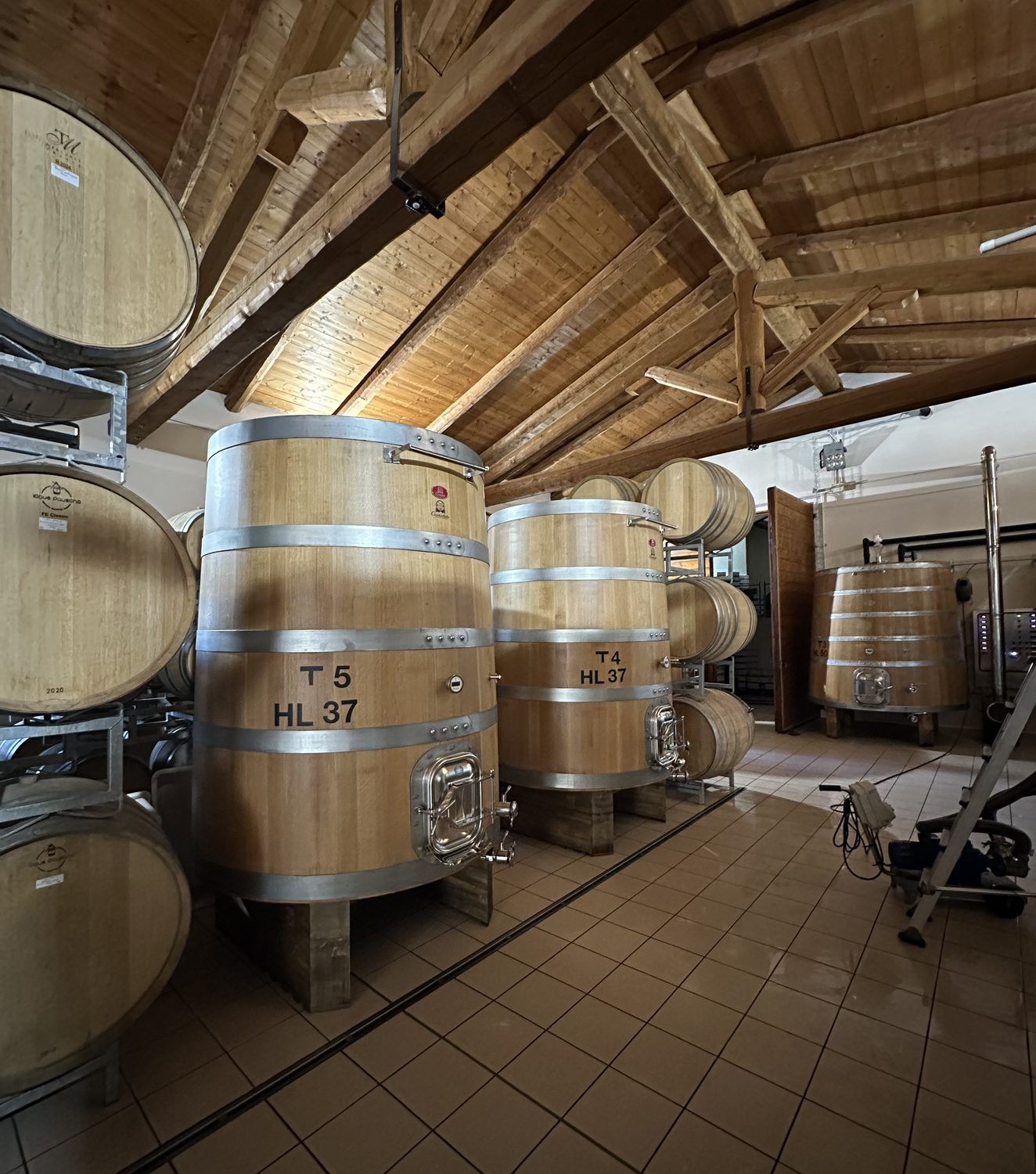Poi la cantina